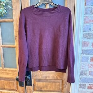 Banana Republic Womens Burgundy Wool Blend Crewneck‎ Sweater Classic Preppy